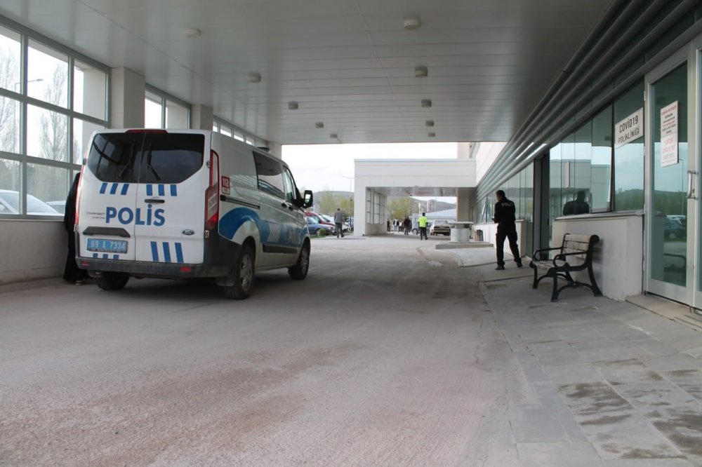 Bisiklet sürerken otomobilin çarptığı 3 yaşındaki çocuk öldü