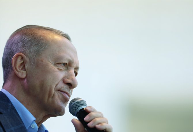 Cumhurbaşkanı Erdoğan: Alçaklara nefes aldırmayacağız!