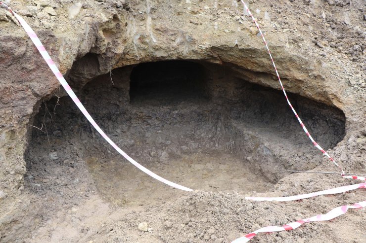 İnşaat kazısında 'mezar odası' çıktı