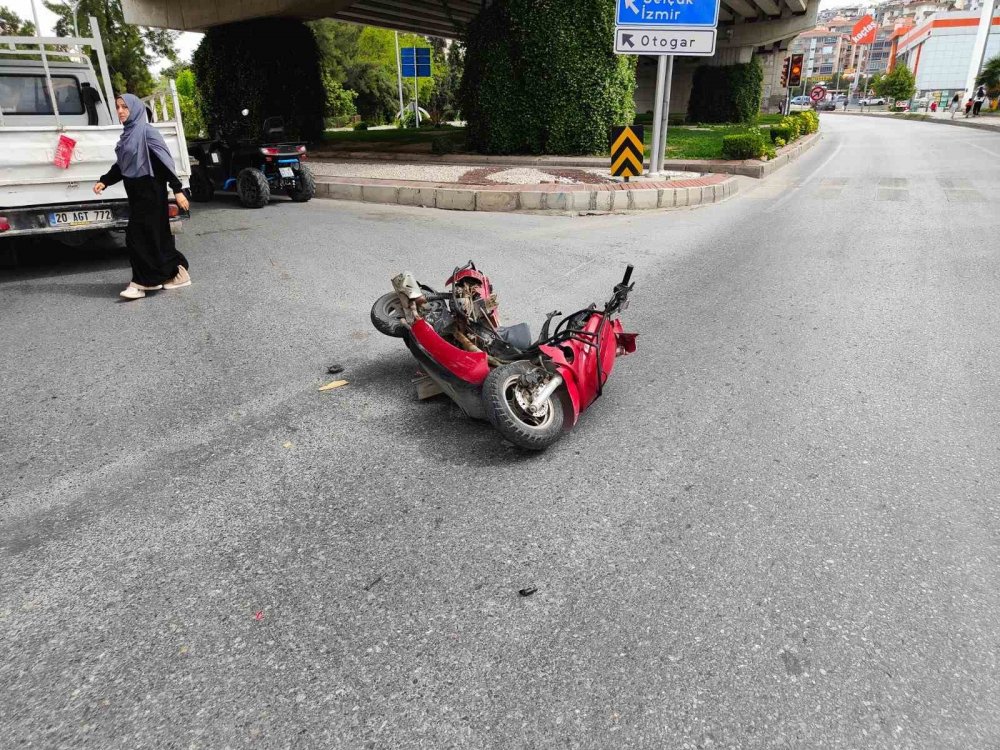 Kırmızı ışık ihlali yapan sürücü kazaya neden oldu