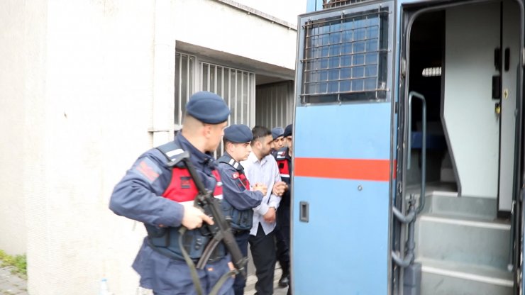 Yöneticiyi yaralayıp, eşini öldüren sanık: İkisinin de boynu bıçağa denk geldi