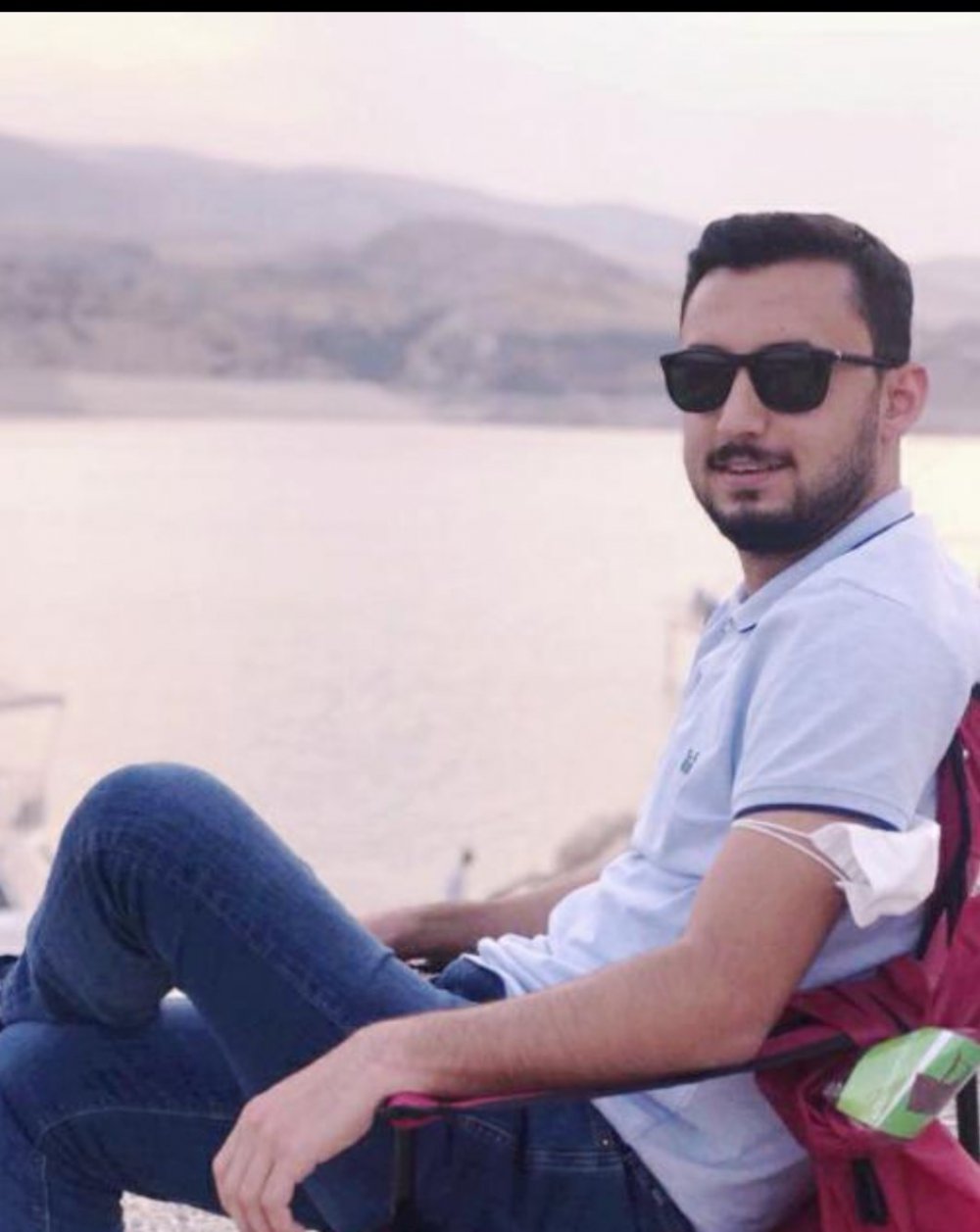 Halı sahada kalp krizi geçiren okul müdürü hayatını kaybetti