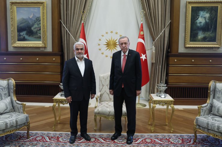 Cumhurbaşkanı Erdoğan Külliye'de liderler ile görüştü