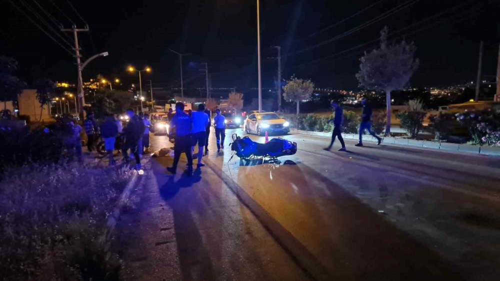 Kontrolden çıkan motosikletin sürücüsü olay yerinde hayatını kaybetti