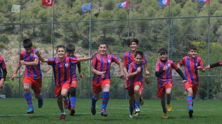 1. Lig ekibinden şok karar... Devrediyor