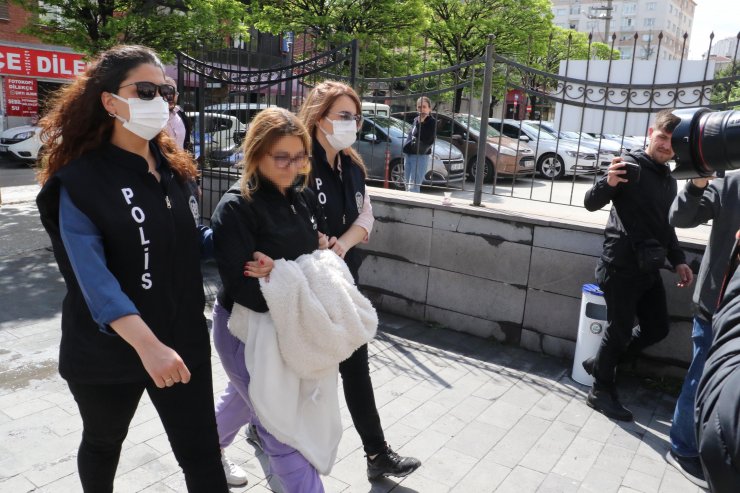 Depremzedelere hakaret etmişti! Bu kez de Cumhurbaşkanına hakaretten gözaltına alındı