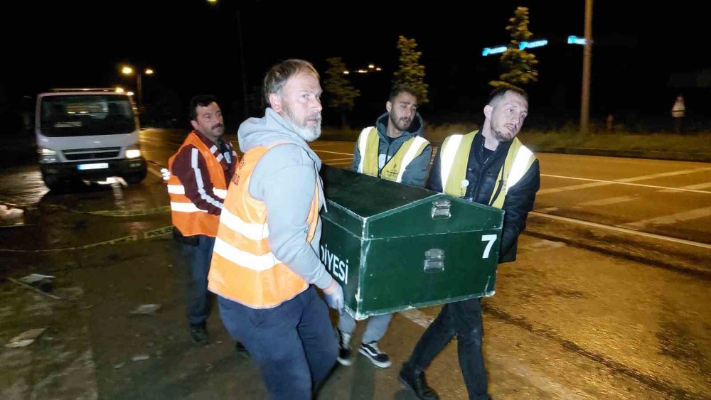 Alkollü sürücü faciaya neden oldu: 4 ölü, 2 yaralı