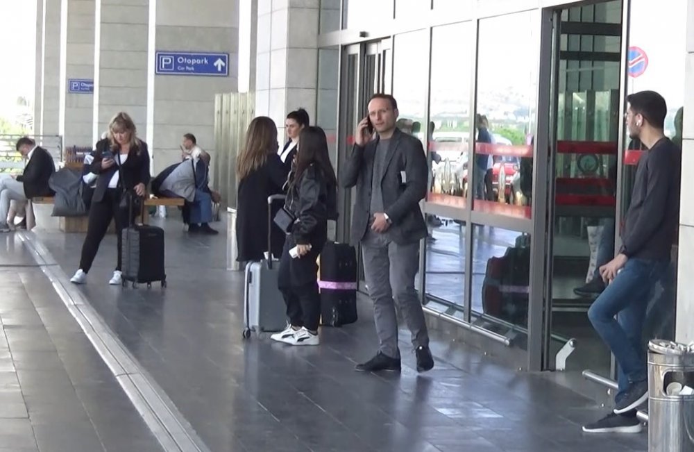 Gaziantep hava sahası tanımlanamayan cisim nedeniyle uçuşlara kapatıldı