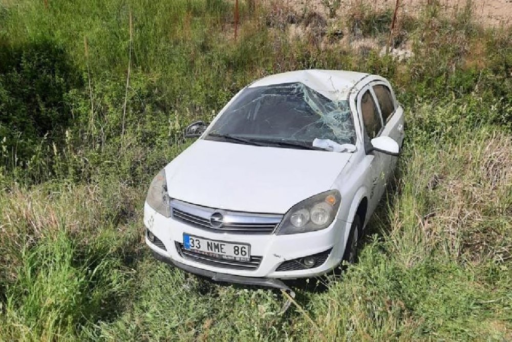 Otomobil şarampole yuvarlandı: 4 yaralı