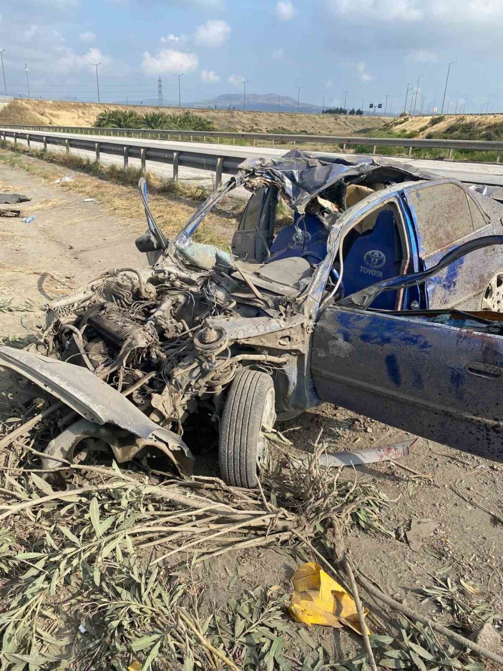 Otoban çıkışında kaza! 1 ölü, 7 yaralı