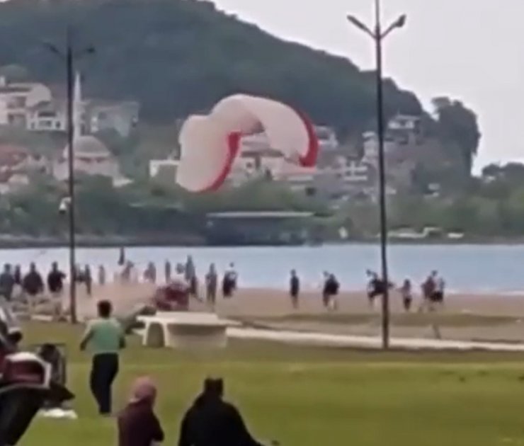 Paramotorla kalkarken yere çakıldı: 2 yaralı