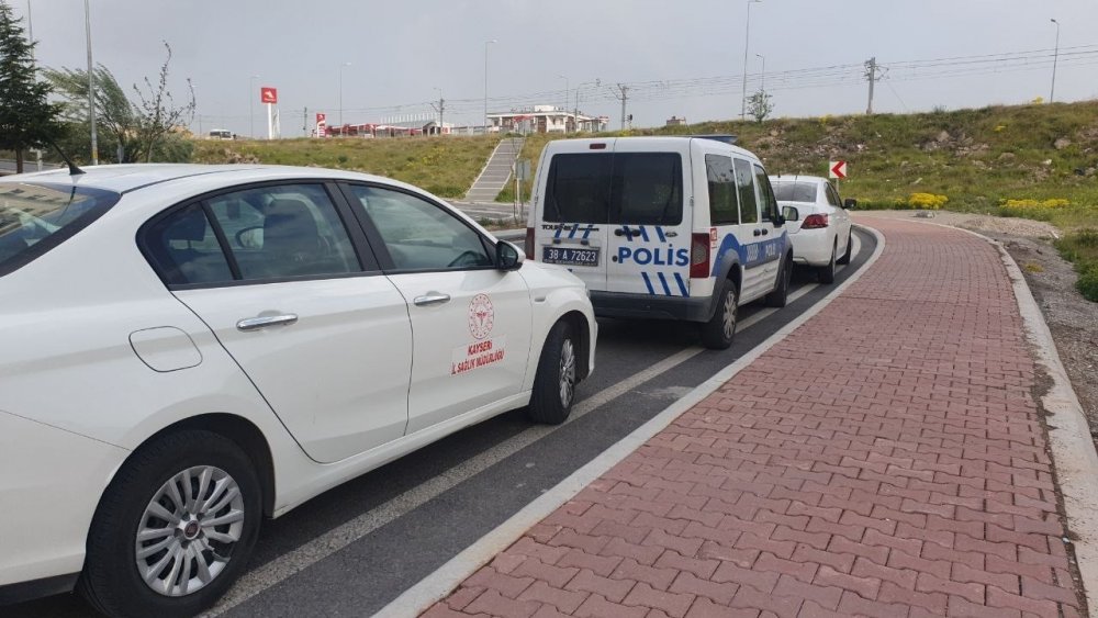 Asansör beklerken kalp krizi geçiren şahıs hayatını kaybetti