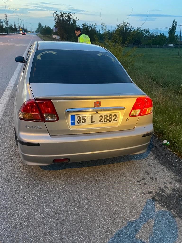 Afyonkarahisar-Konya karayolu üzerinde kaza! 5 kişi yaralandı