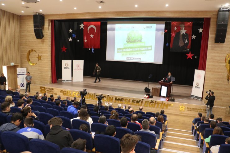 Bakan Dönmez: Güneş enerjisinde 10 bin megavata ulaştık