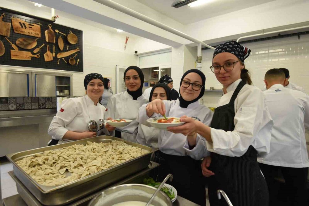 Türk mutfağının eşsiz lezzetleri paylaşıldı