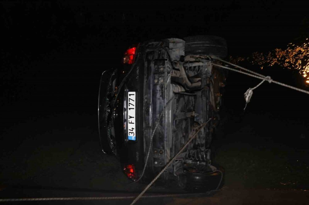 Otomobil sulama kanalına düştü: 1 ölü, 1 yaralı