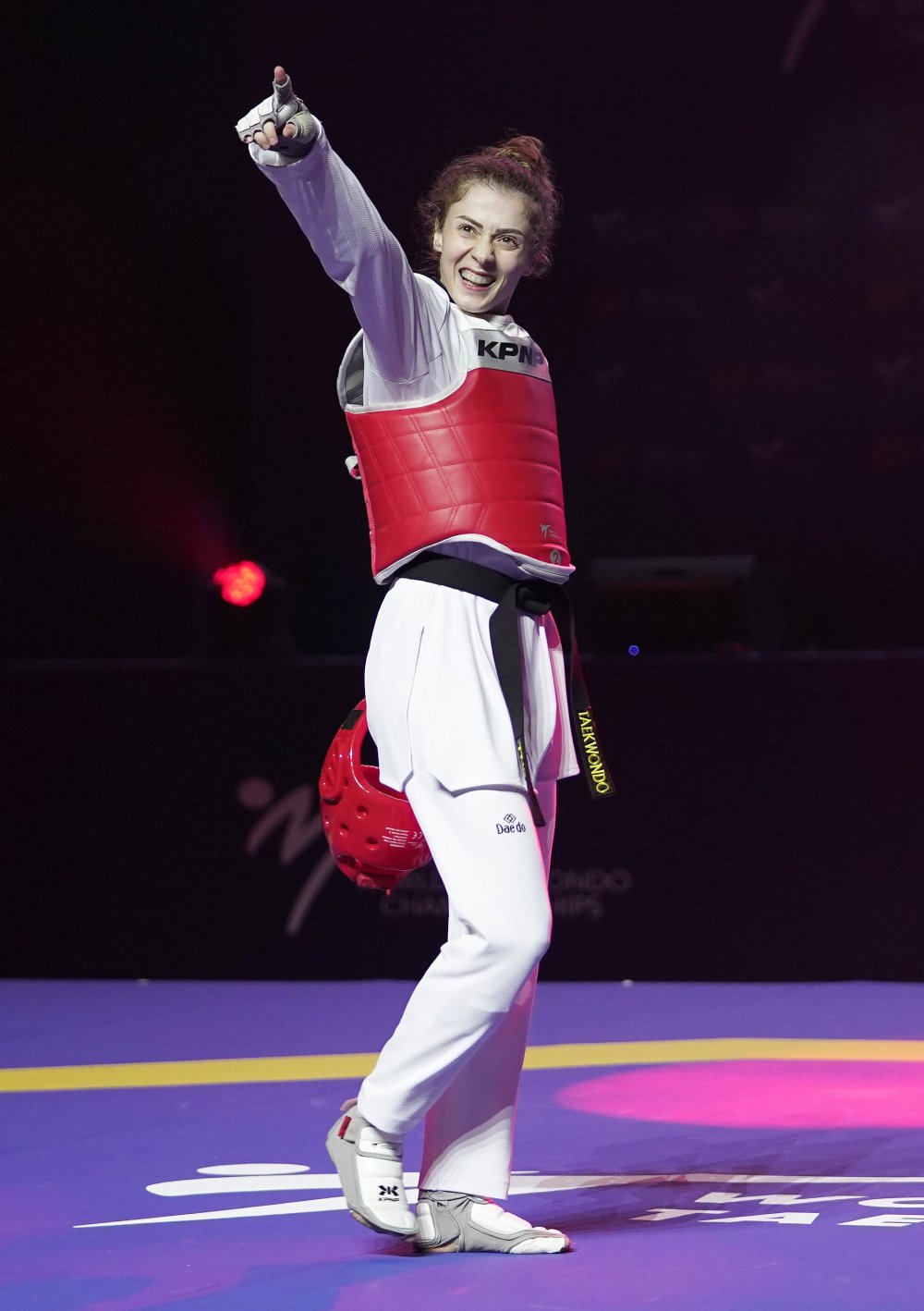 Milli tekvandocu Merve Dinçel, altın madalya kazandı