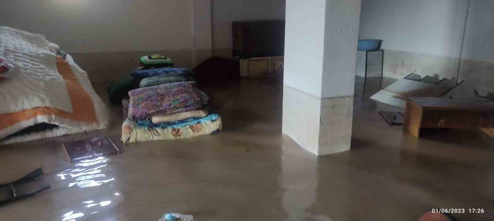 Konya'da su baskını!