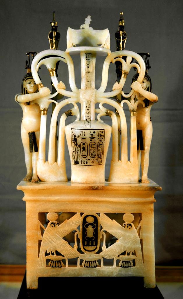 Antik Mısır’a ait koku formülü bugüne taşınıyor