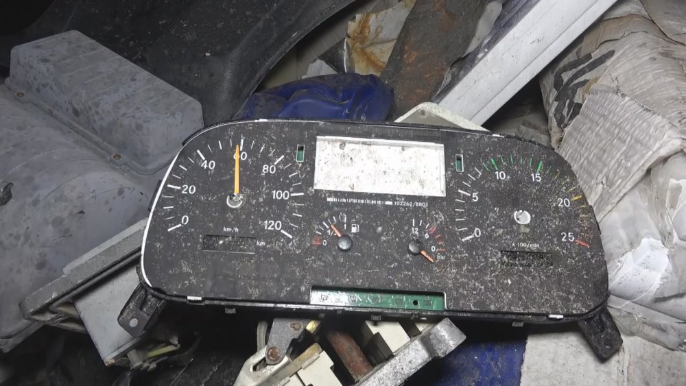 15 metre yükseklikten metro inşaatı sahasına uçan beton mikserinin sürücüsü öldü