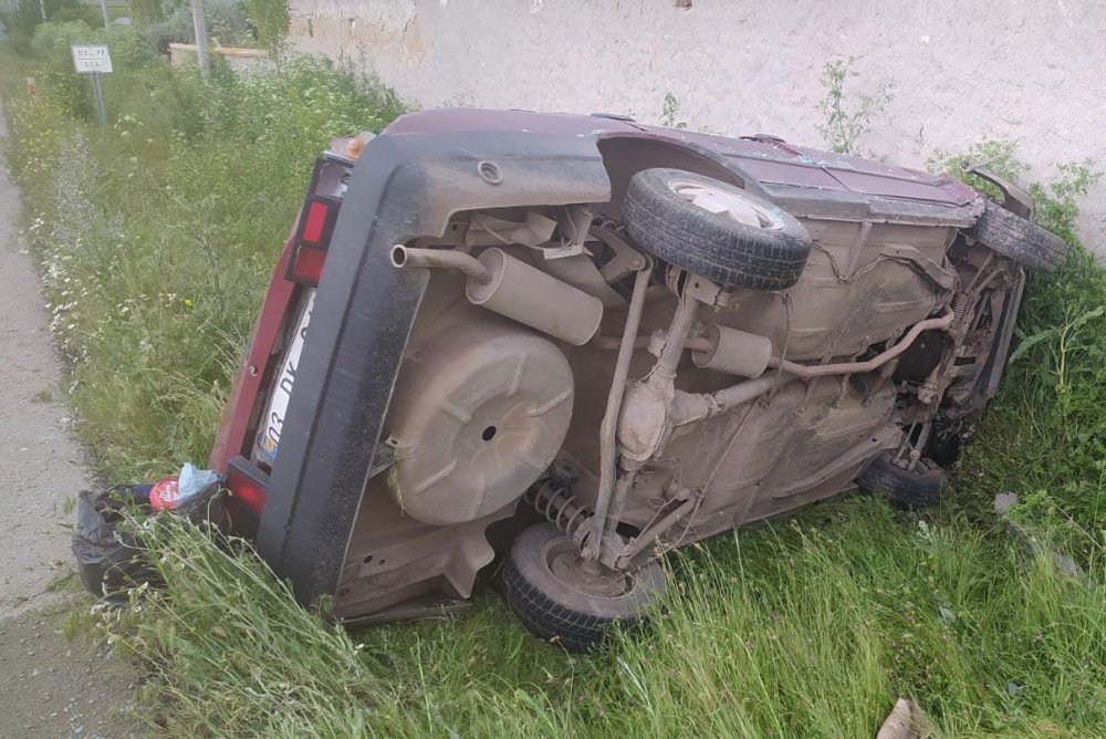 Afyonkarahisar'da trafik kazası' 6 kişi yaralandı