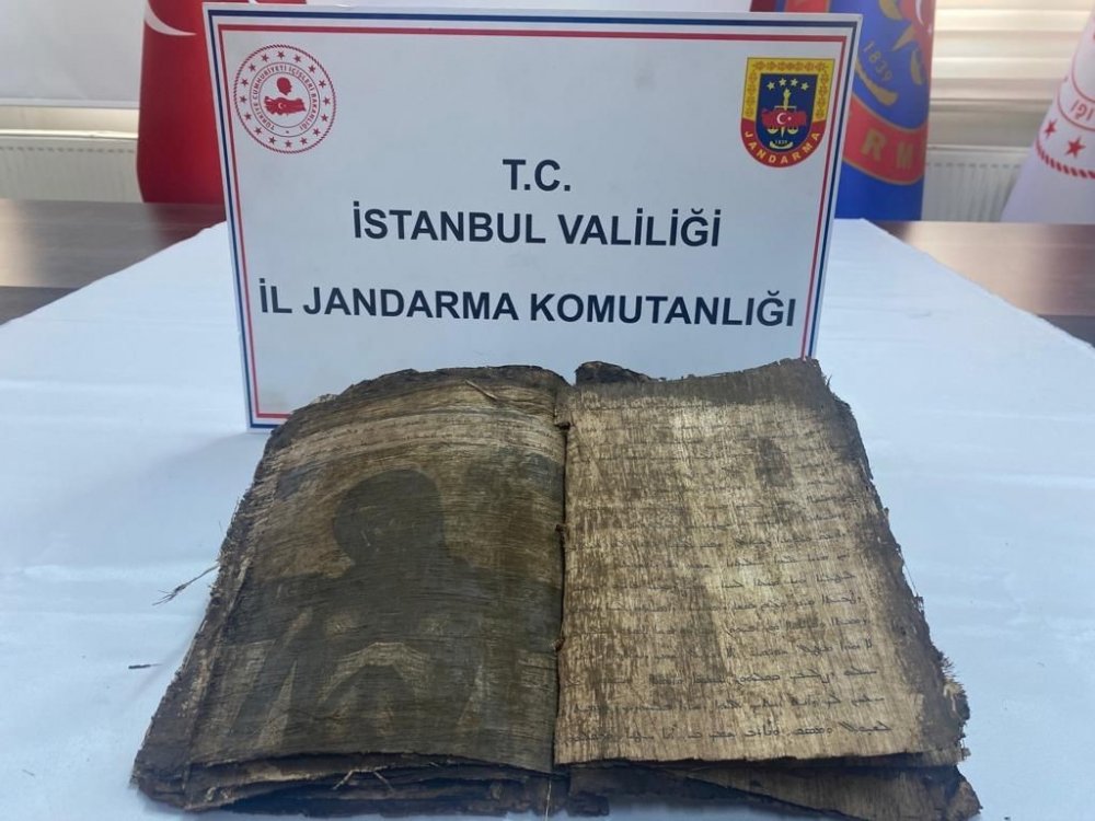 1100 yıllık İncil ele geçirildi