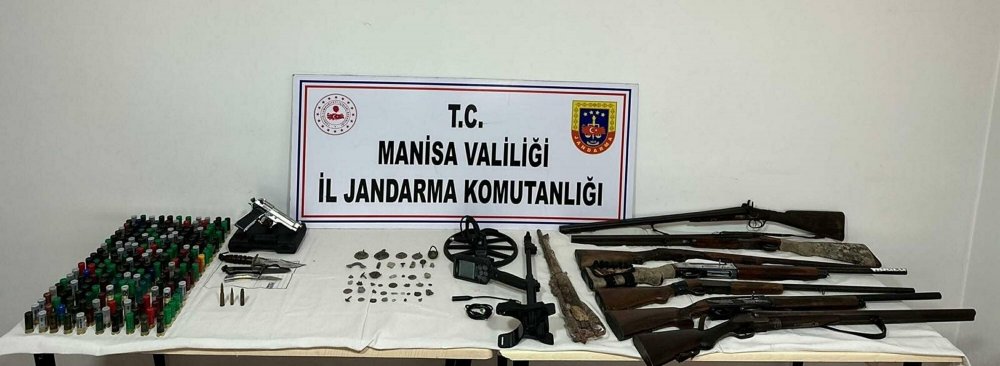 Manisa merkezli 5 ilde kaçakçılık operasyonu; 57 gözaltı