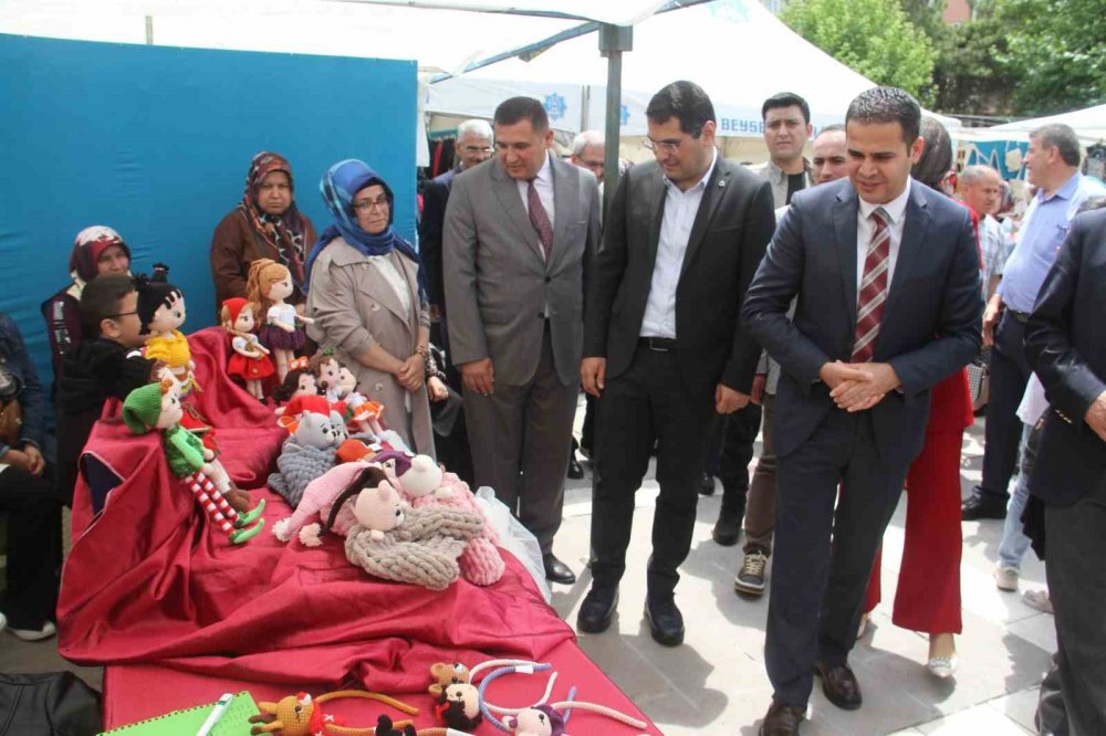 Beyşehir ADEM’in yıl sonu sergisi düzenlendi