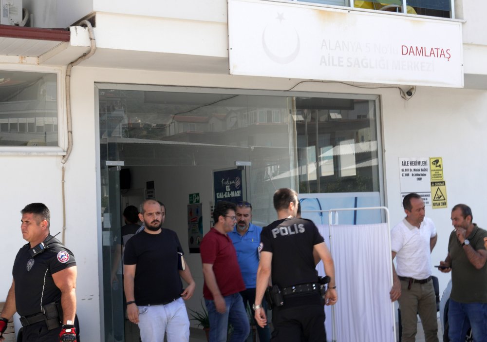 Boşanma aşamasındaki eşinin öldürdüğü doktor, Konya'da defnedilecek