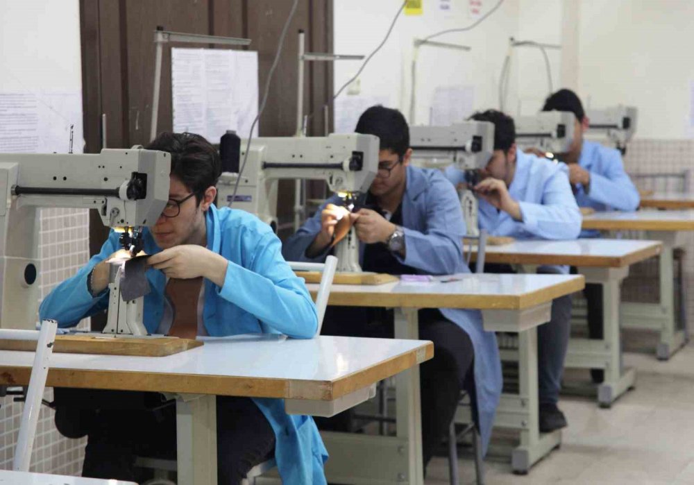 2010'da kuruldu! Konya’da bu liseyi bitiren işsiz kalmıyor