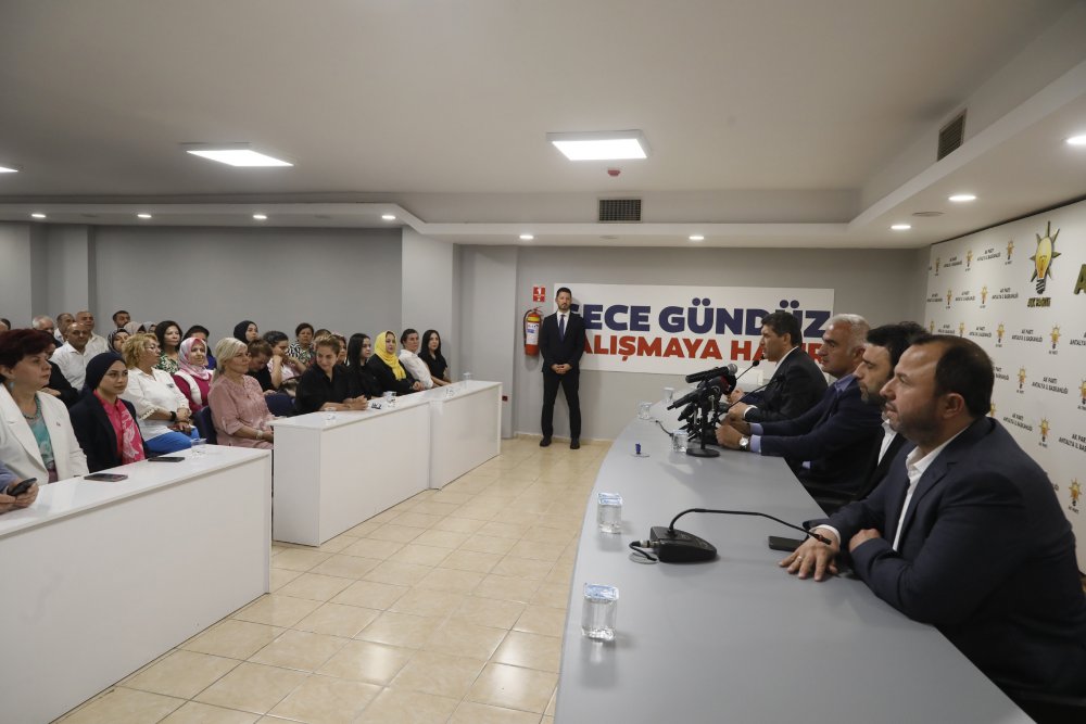 Bakan Ersoy: Dünyanın ilk üçünde turizmde Türkiye olacak