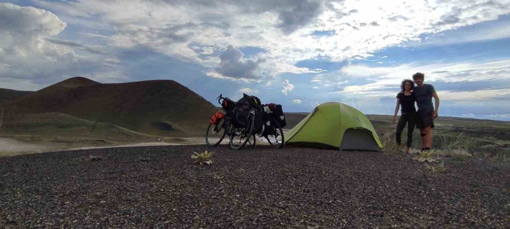 Konya'ya gelen Fransız çift "dünyanın nazar boncuğu"na hayran kaldı