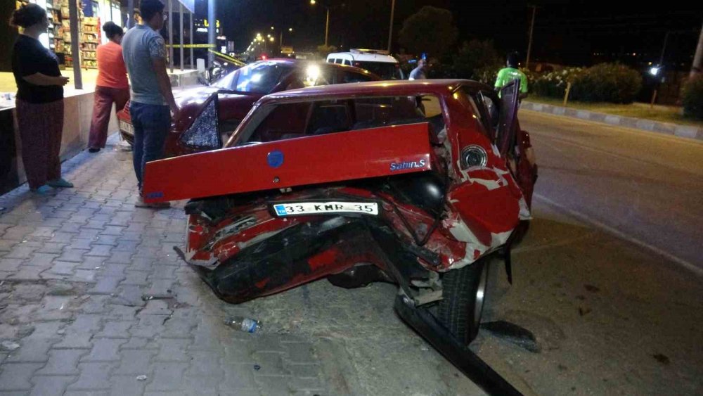 Feci kaza: 2 ölü, 4 yaralı