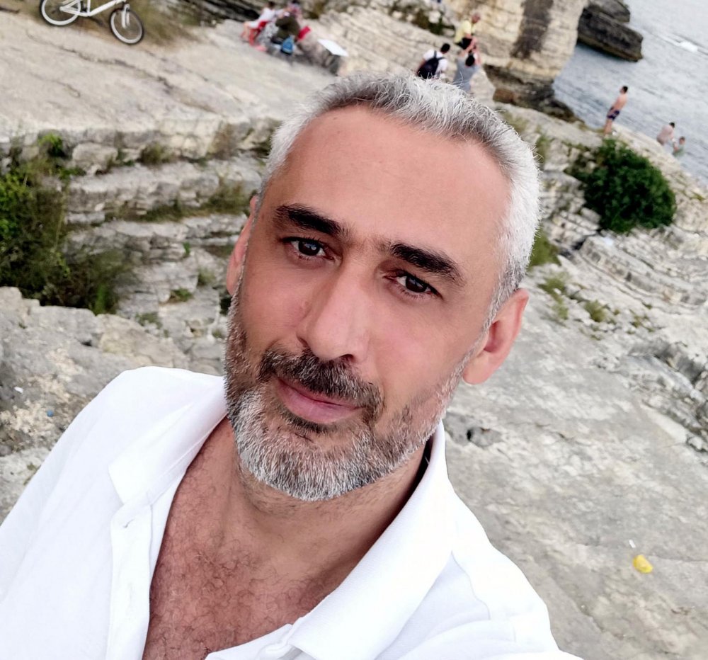 Kızını sınava yetiştirmeye çalışırken kazada ölen baba, 2 hafta önce 3'üncü kez baba olmuş