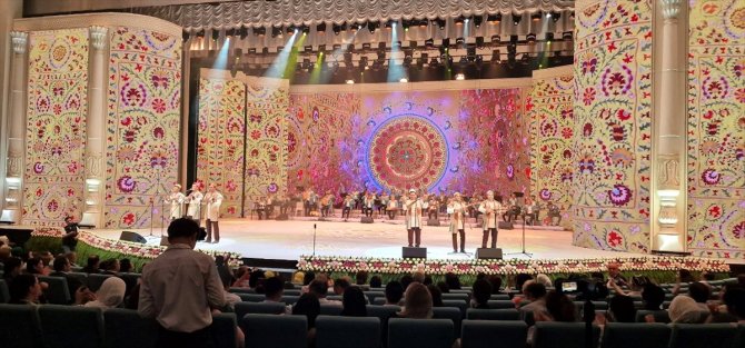 Özbekistan'da TÜRKSOY'un 30. yılı konserle kutlandı