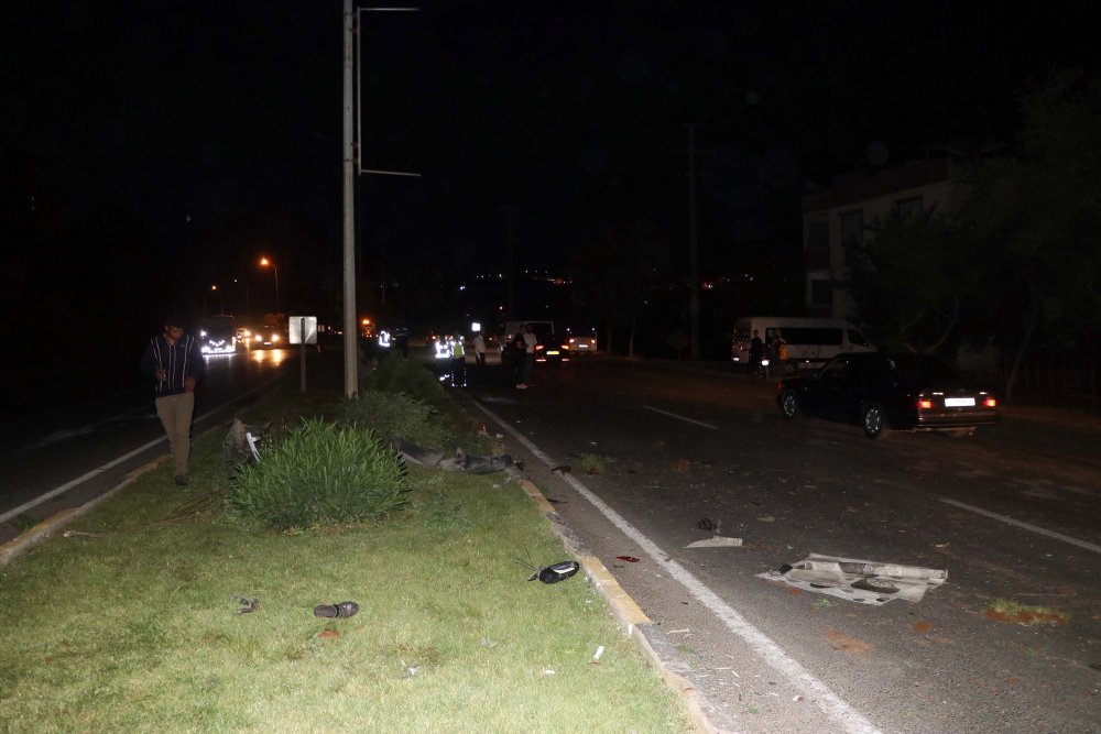 Otomobil savrularak takla attı!