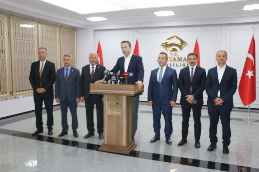 Bakan Bayraktar: Adıyaman'da günlük 10-11 bin varil petrol üretiliyor