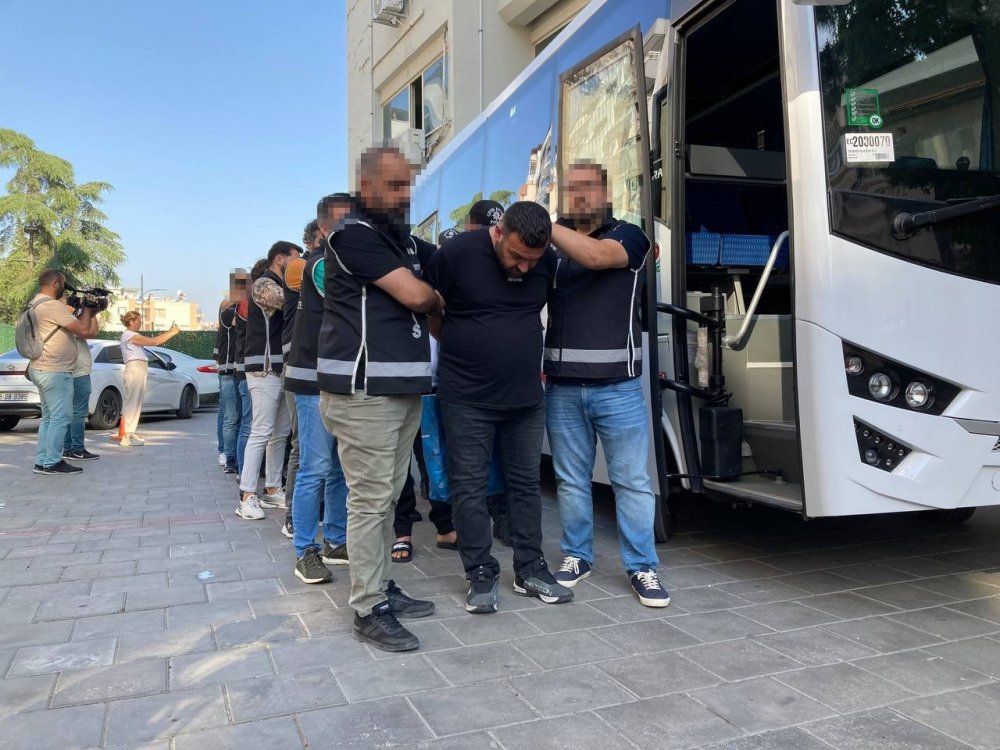 Kardeşinin çetesini diri tutmak istiyordu, ağabey Camgöz adliyede