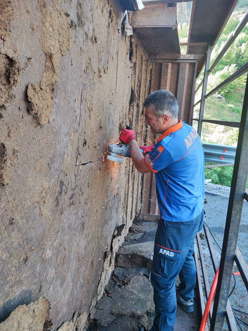 Sürücü ve 150 kurbanlık koyun öldü!