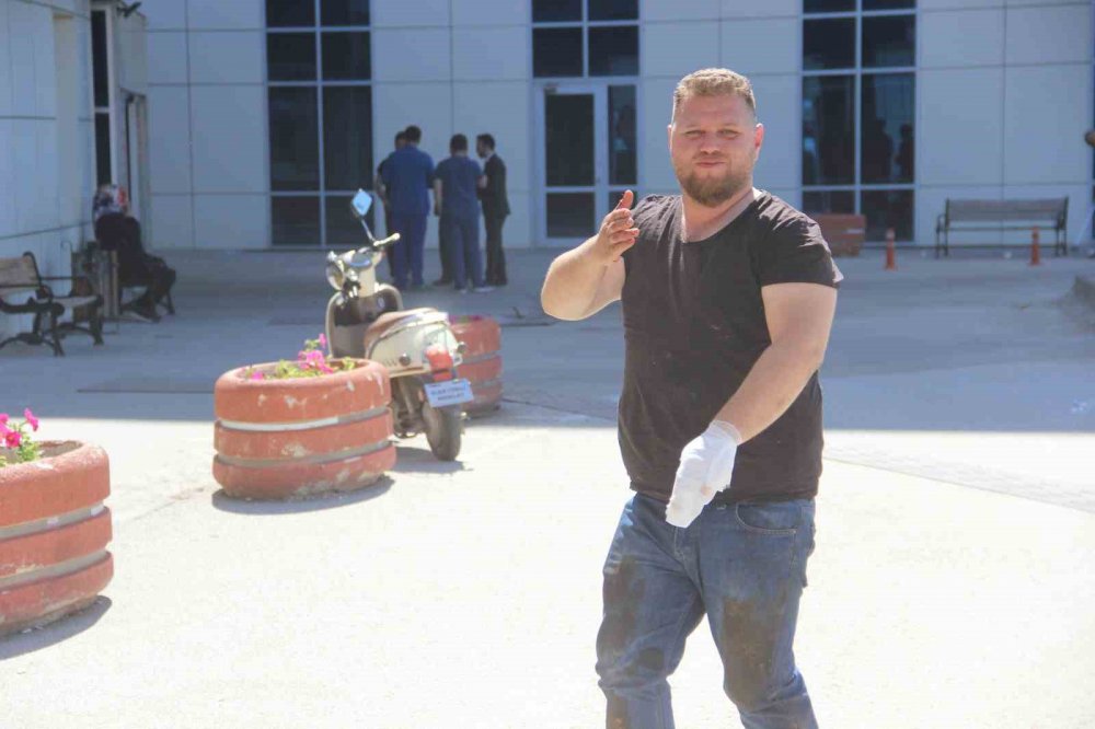 Acemi kasaplar bayrama hastanede girdi