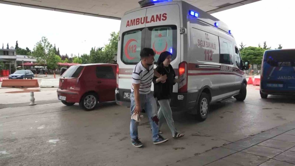 Acemi kasaplar hastanelik oldu