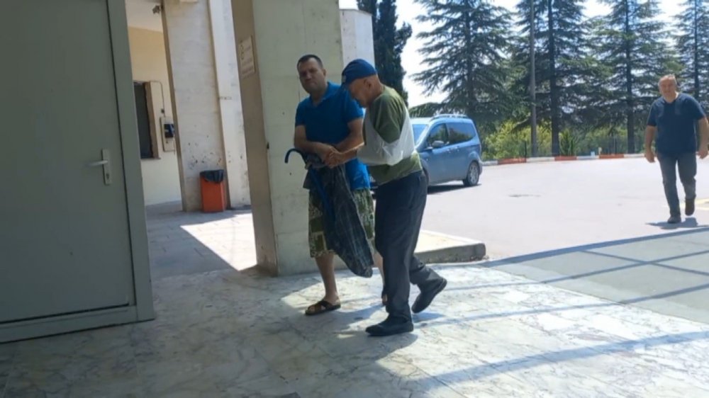 Acemi kasaplar hastanelik oldu