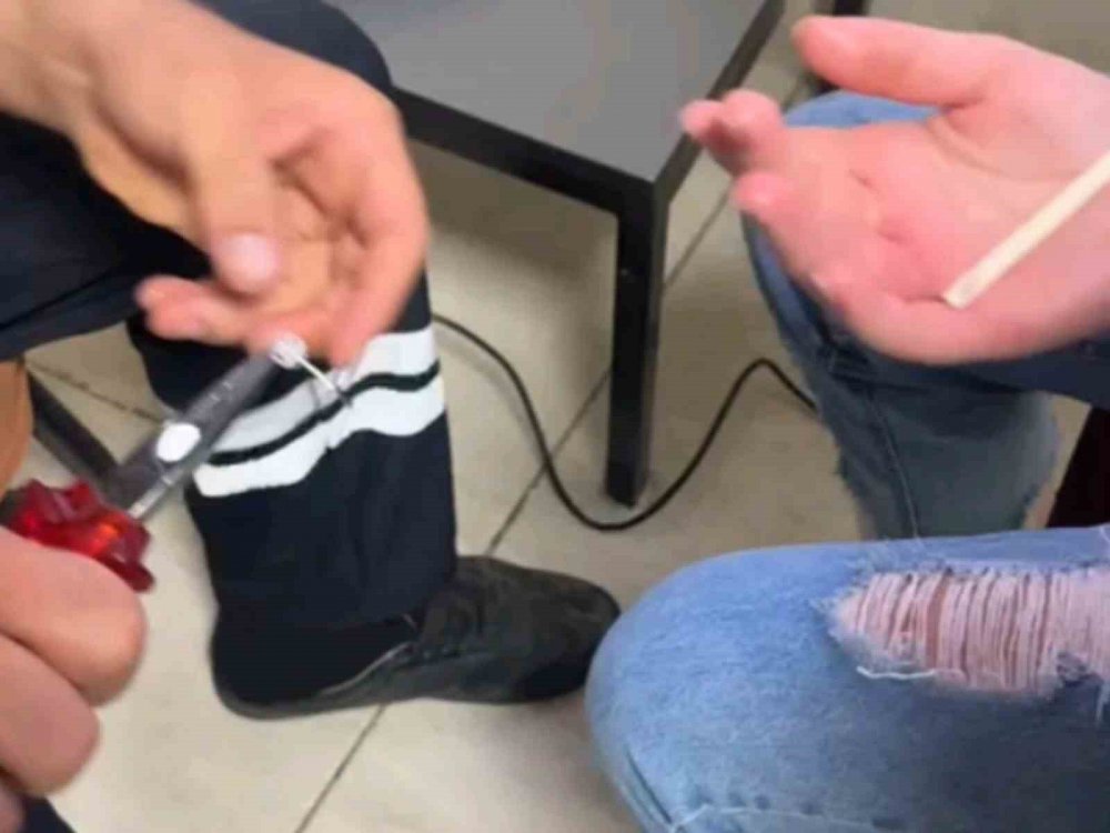 Yüzük parmağına sıkıştı, imdadına itfaiye erleri yetişti