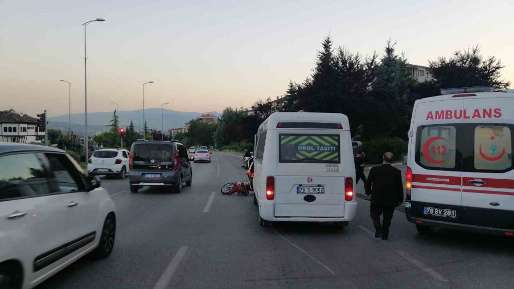 Zincirleme trafik kazası: 9 yaralı
