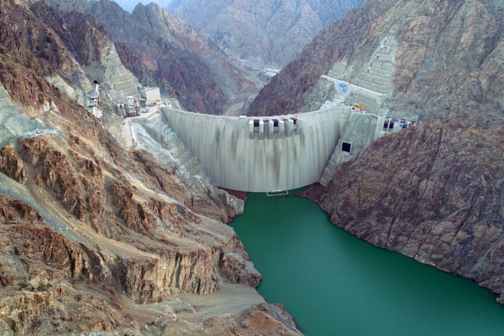 Baraj sularına gömüldü, 7 yıllık serüveni kamerada