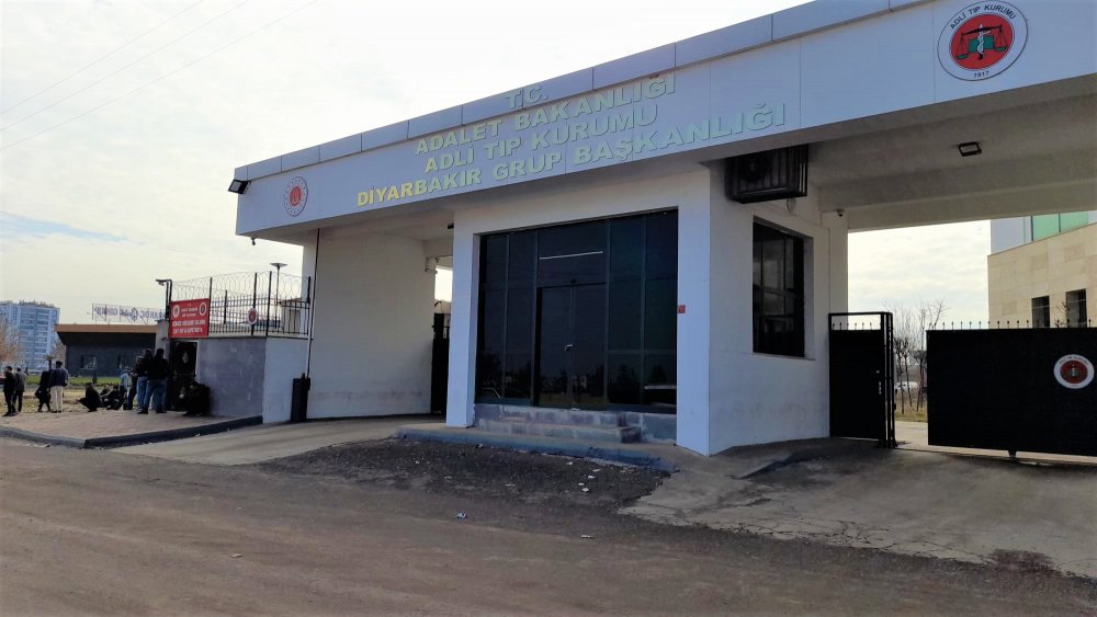 Silahlı kavga: 1 ölü, 4 yaralı