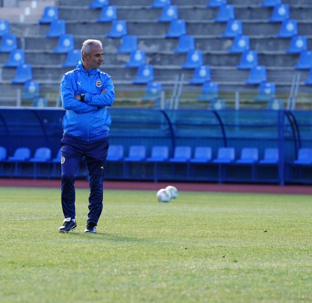 Fenerbahçe, yeni sezon hazırlıklarını sürdürdü