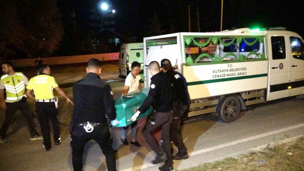 Otomobilin çarptığı çocuk hayatını kaybetti