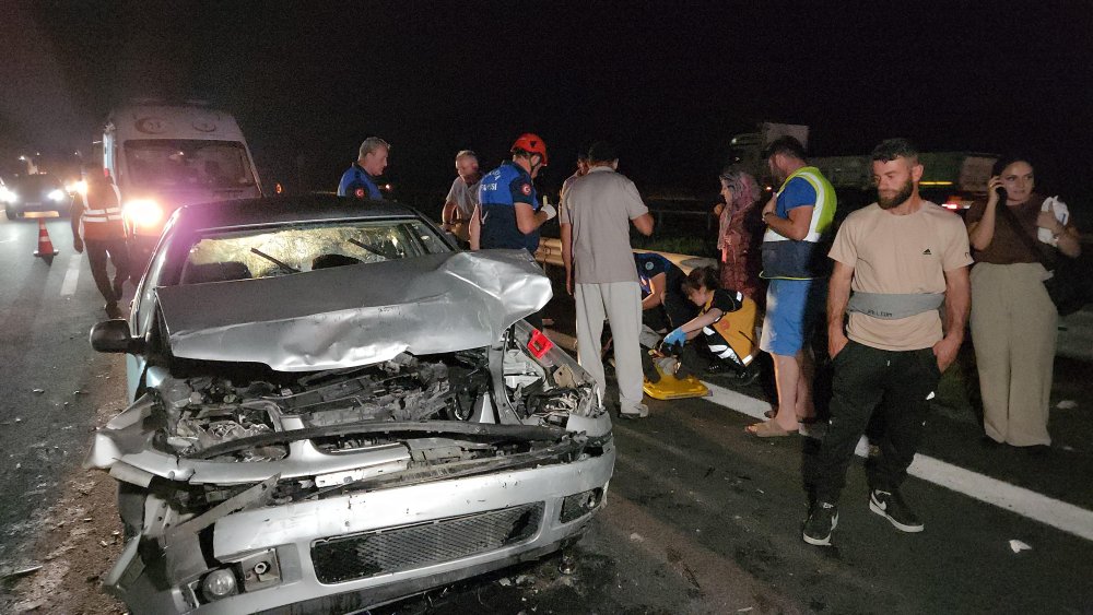 Anadolu Otoyolu'nda zincirleme kaza: 14 yaralı