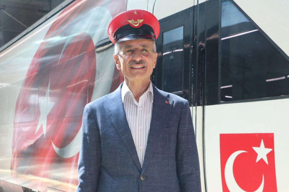 Demokrasi treni törenle uğurlandı